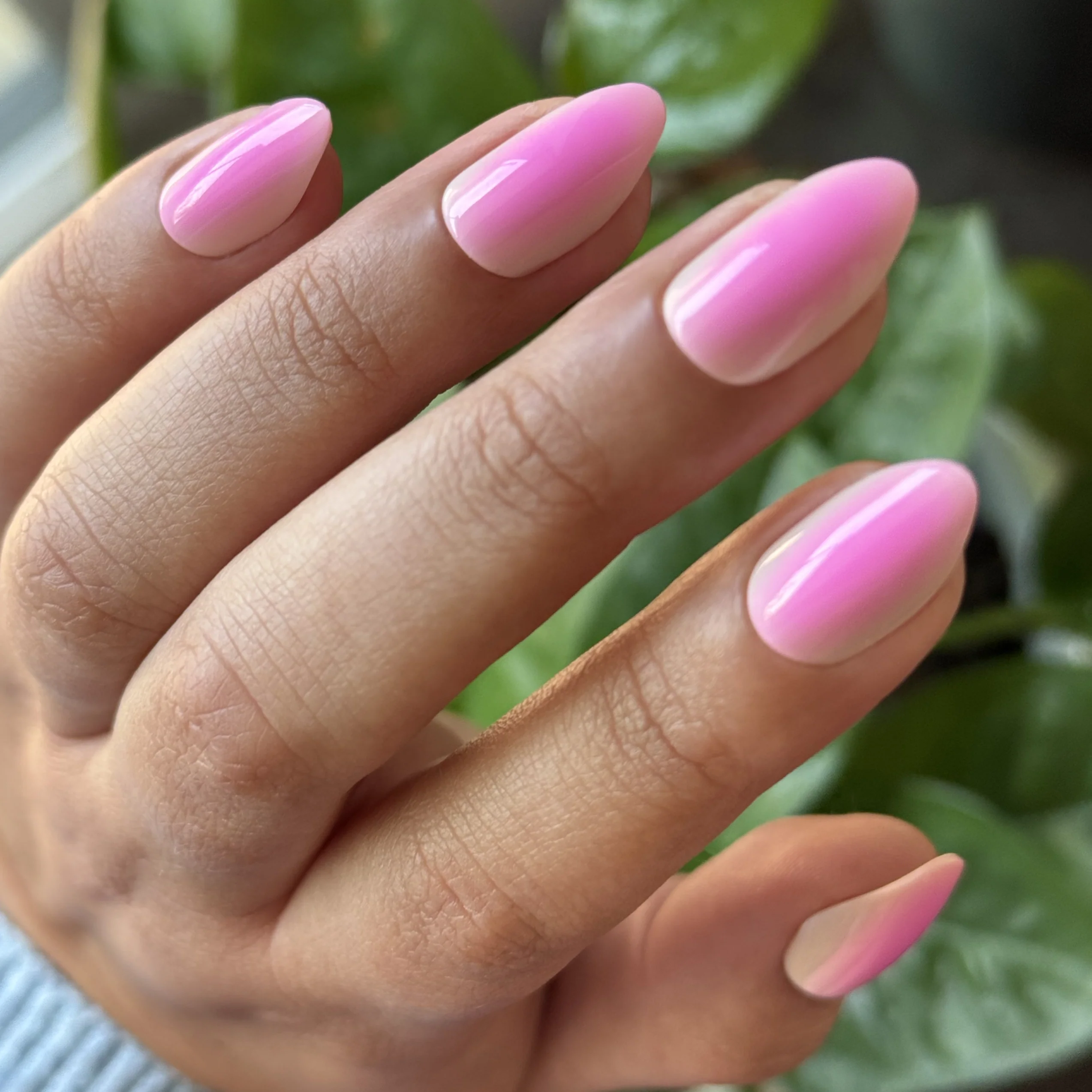 Blush Aura - Press-On | Medium | Almond - Image 5