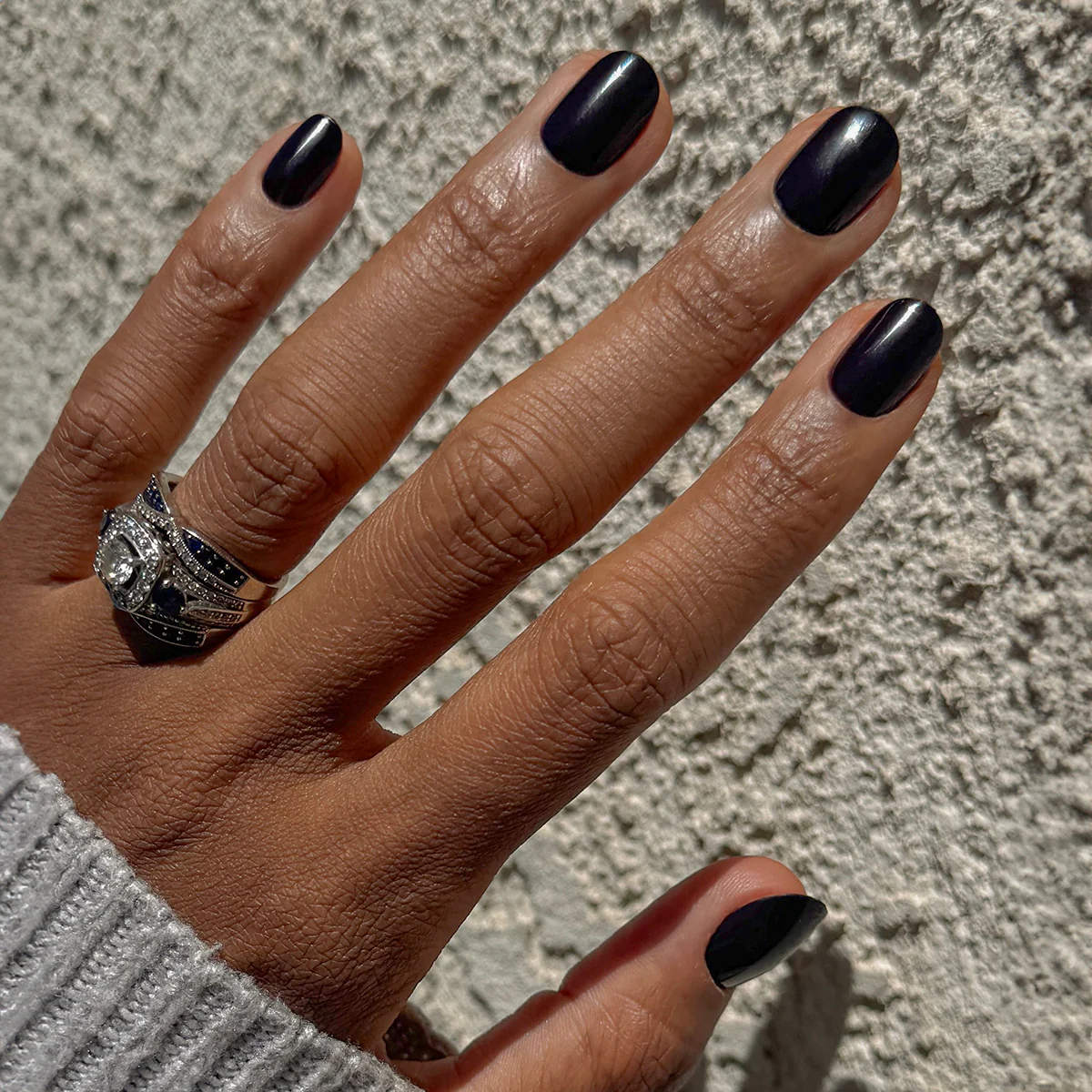 Covet | Extra Short | Round - Tab Press-On - Image 3