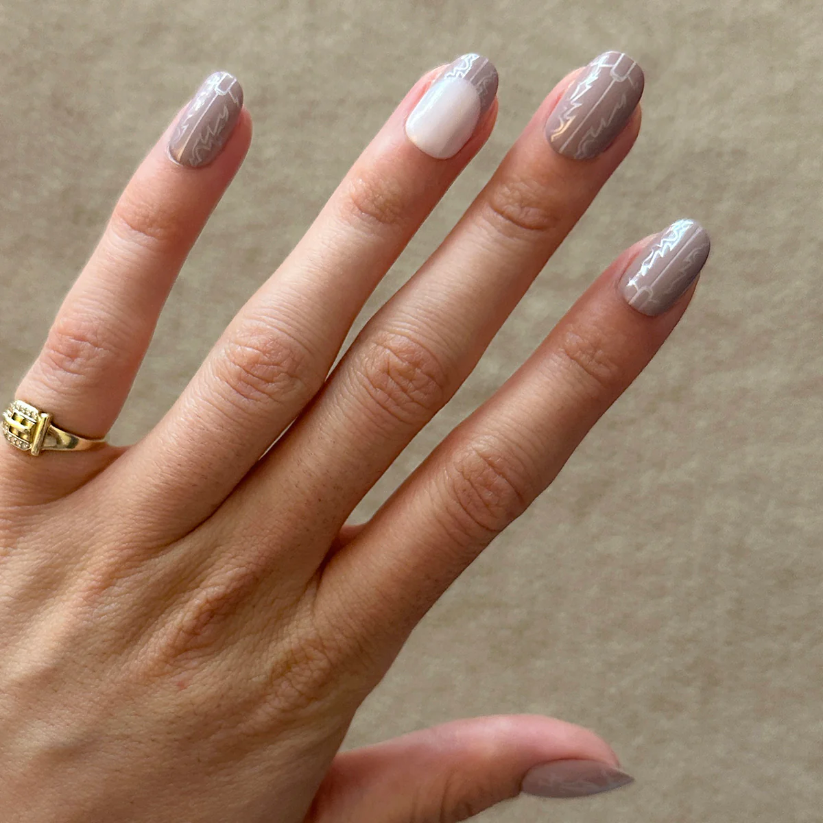 Cowboy Boot Chrome | Short | Round - Tab Press-On - Image 4