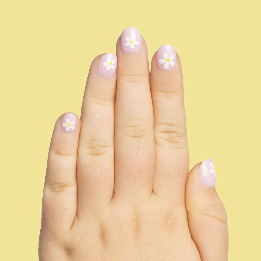 Daisy Days - Pressies | Extra Short Short | Round - Image 4