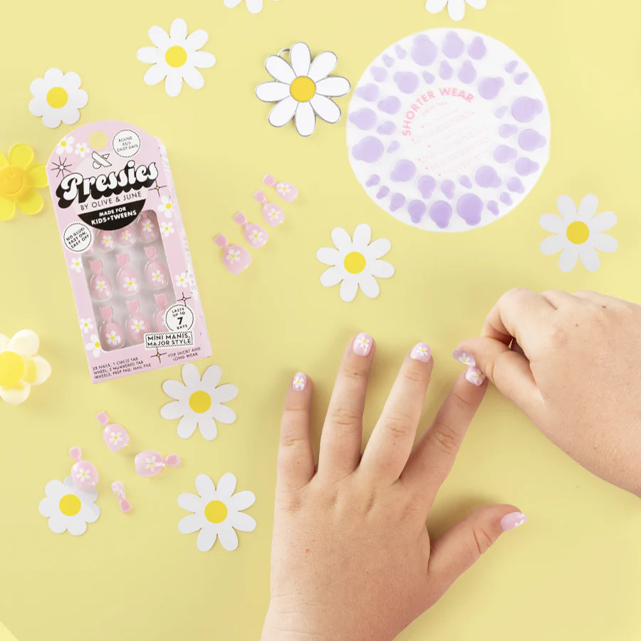 Daisy Days - Pressies | Extra Short Short | Round - Image 5