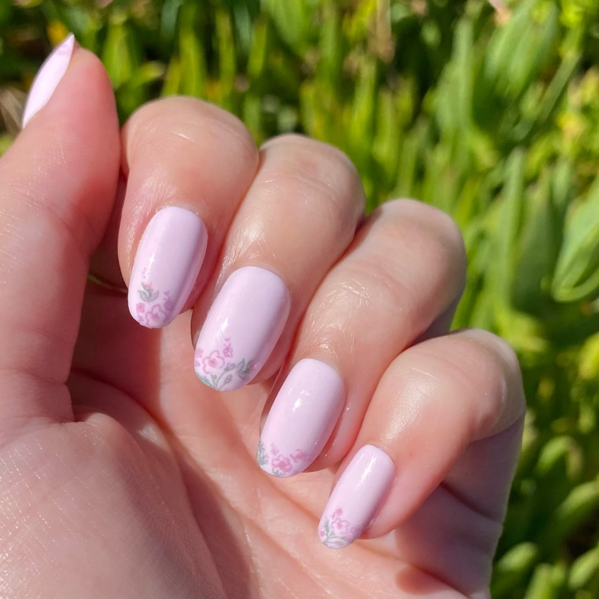 Faded Florals - Press-On | Short | Round - Image 8
