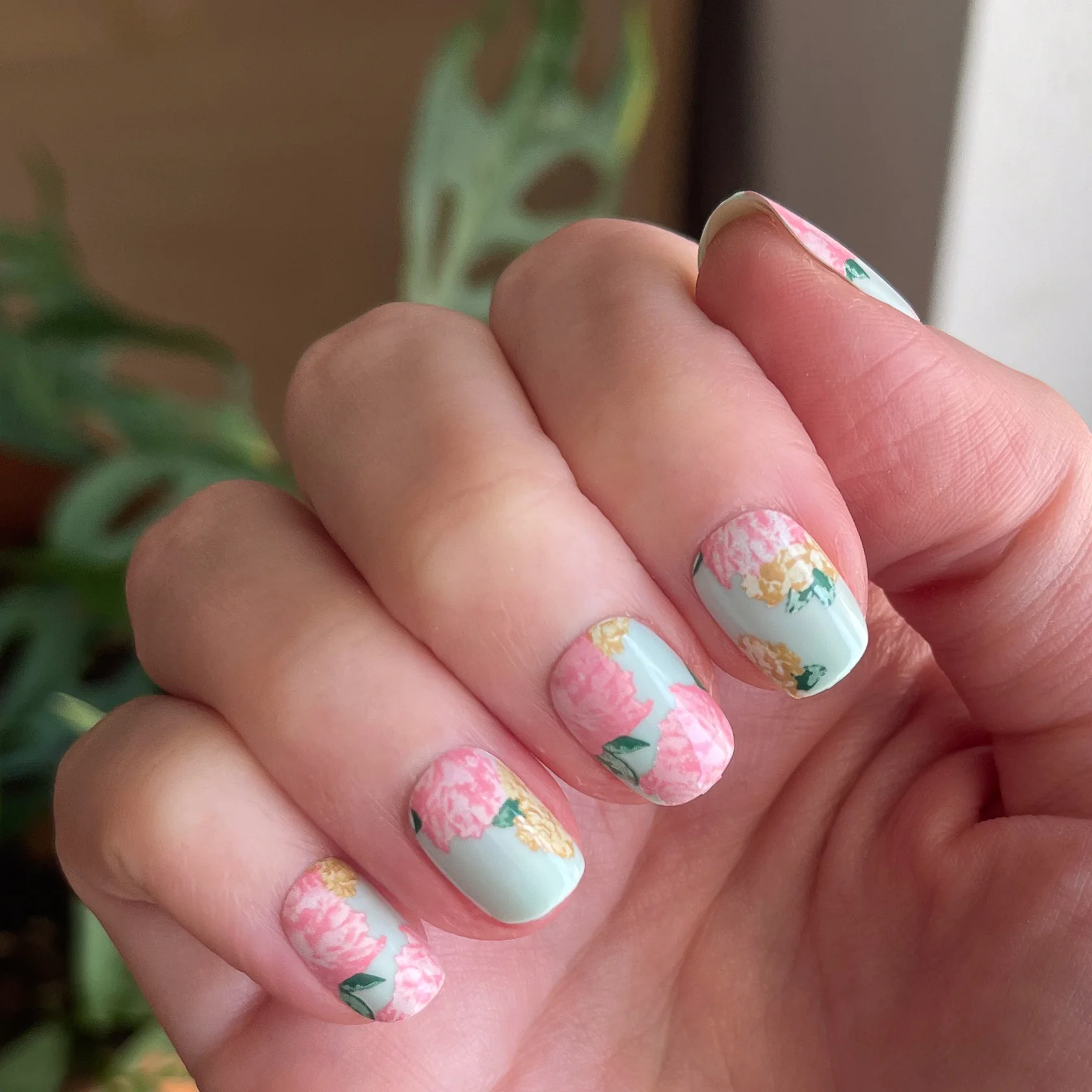 Full Floral - Press-On | Extra Short | Squoval - Image 4
