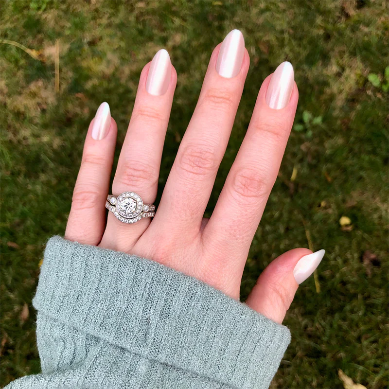Girl With The Pearl Nail Polish - Press On | Medium | Almond - Image 3