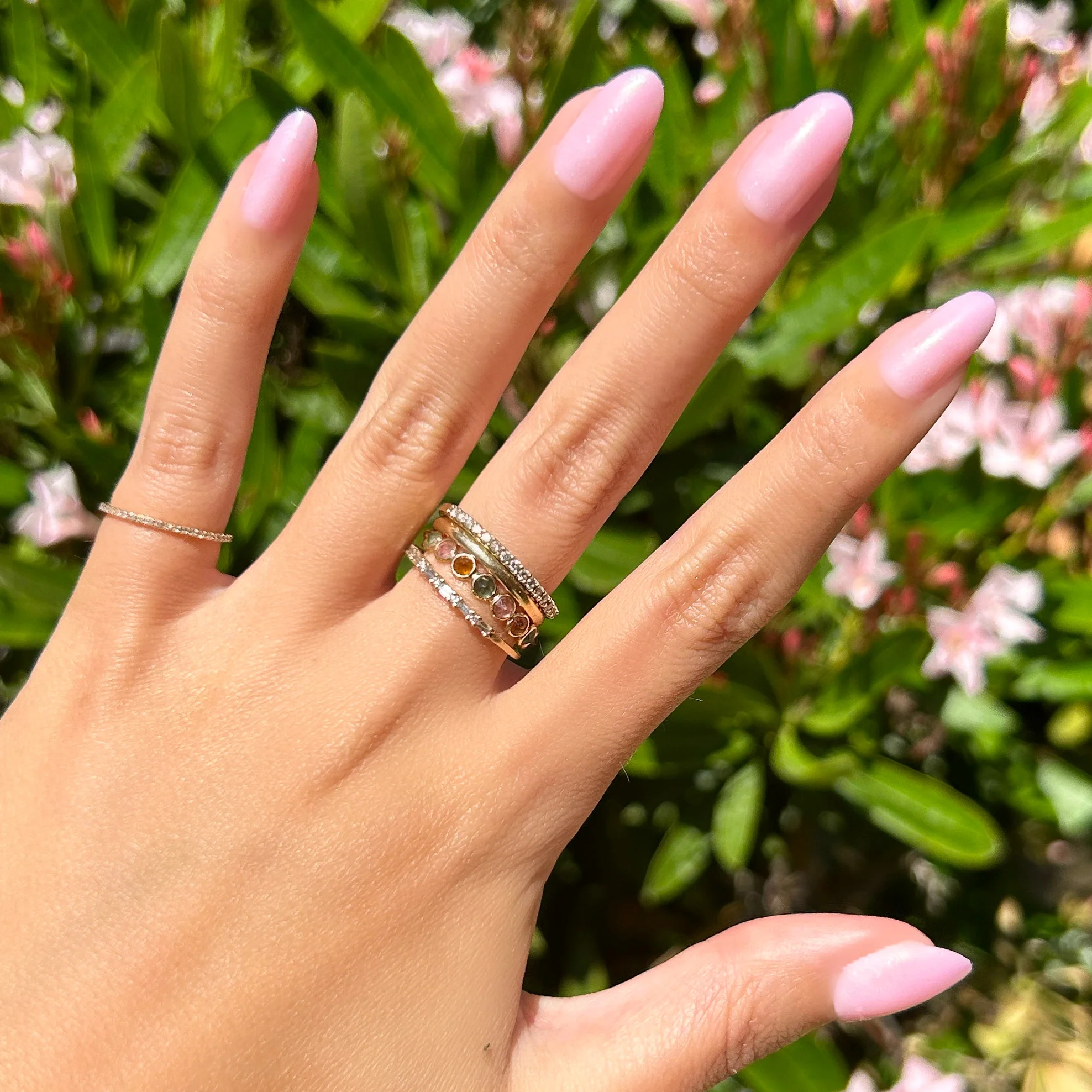 Iridescent Pink - Press-On | Medium | Oval - Image 3