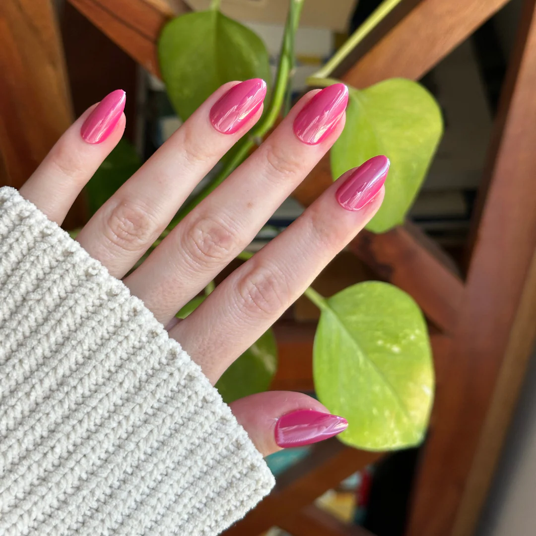 Magenta Chrome - Press-On | Medium | Almond - Image 3