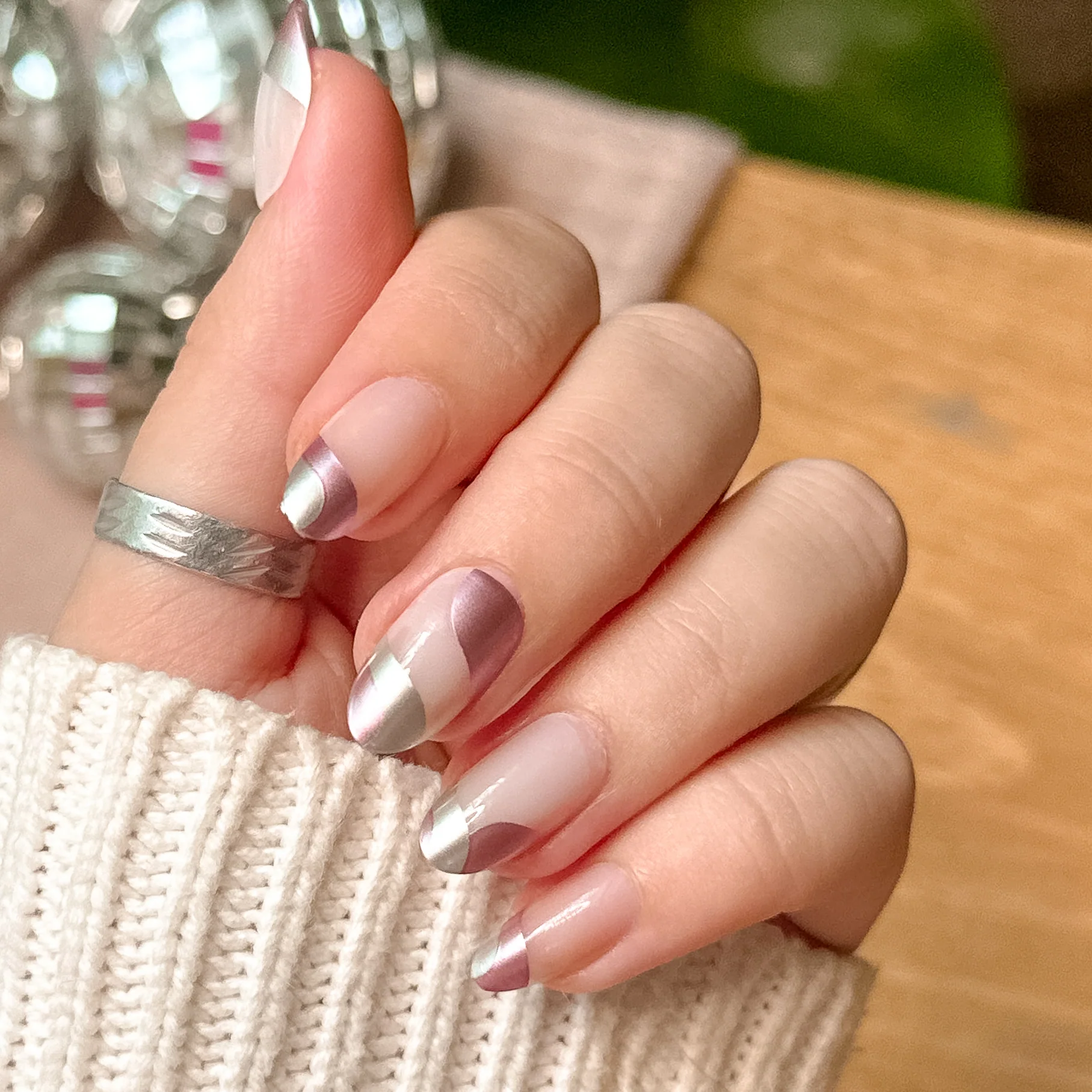 Metallic Swirls - Press-On | Medium | Oval - Image 6