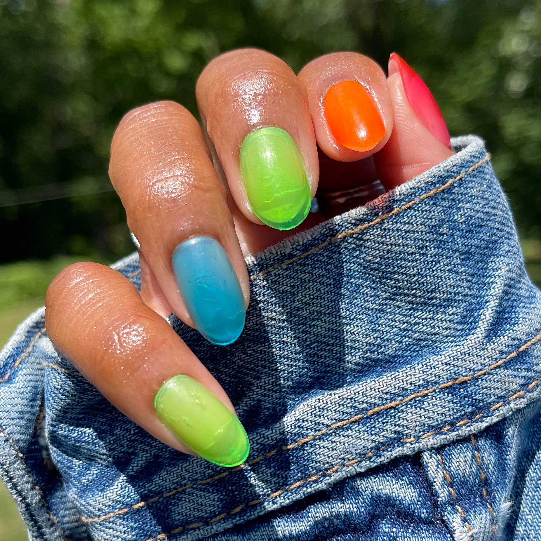 Neon Rainbow Jelly - Press-On | Medium | Oval - Image 3