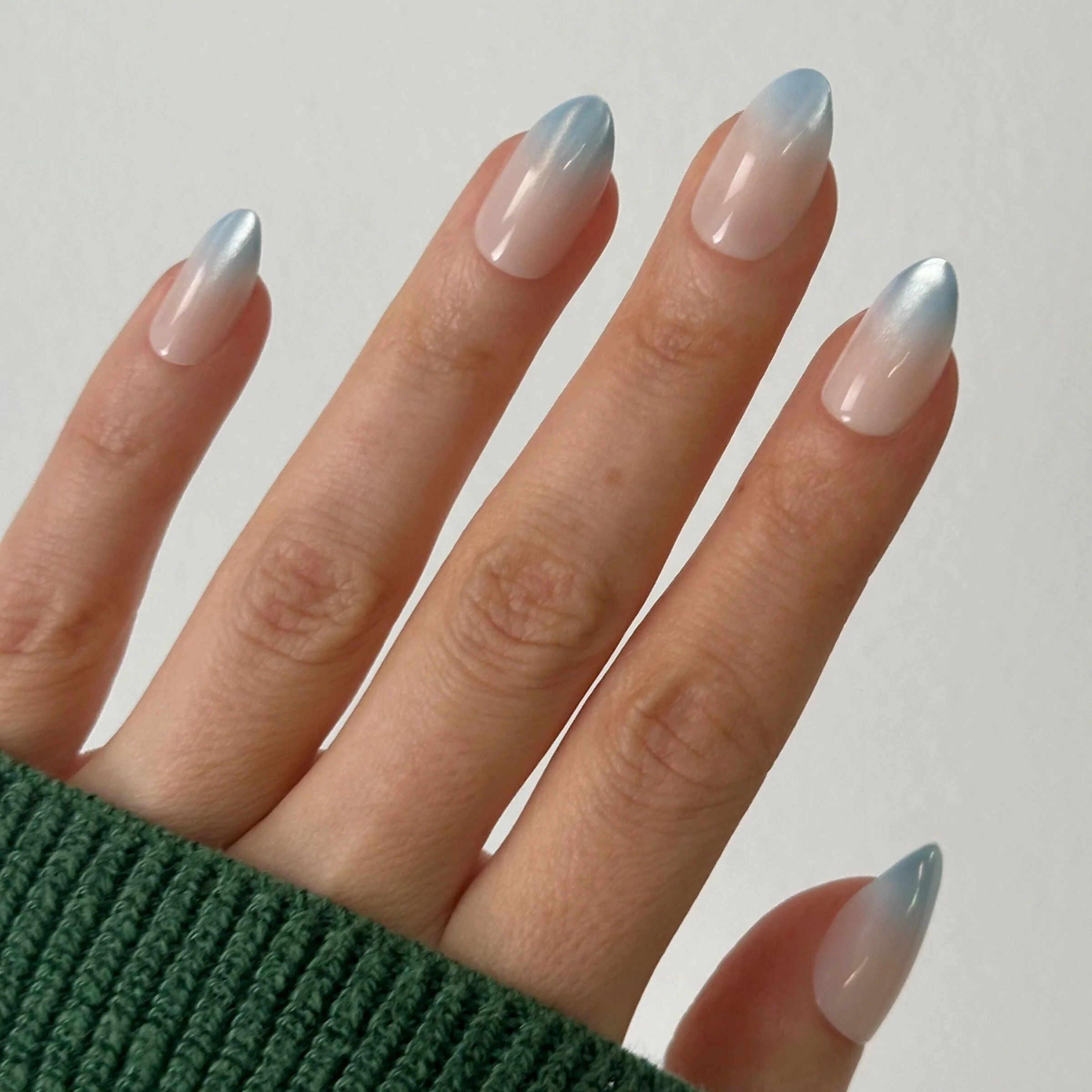 Ocean Mist Velvet Gradient - Press On | Medium | Almond - Image 7