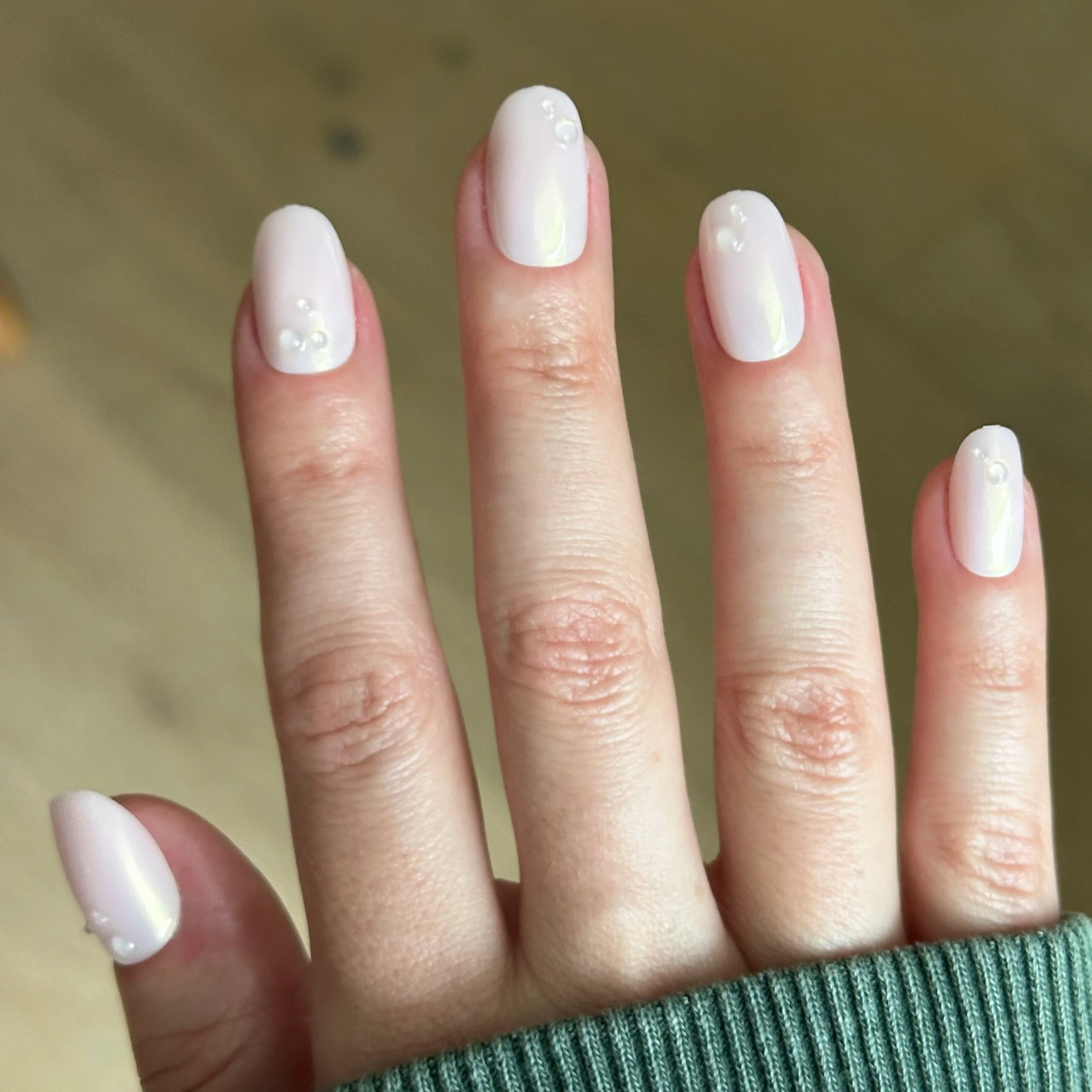 Pink Bubble Pearlescent - Press-On | Short | Round - Image 3