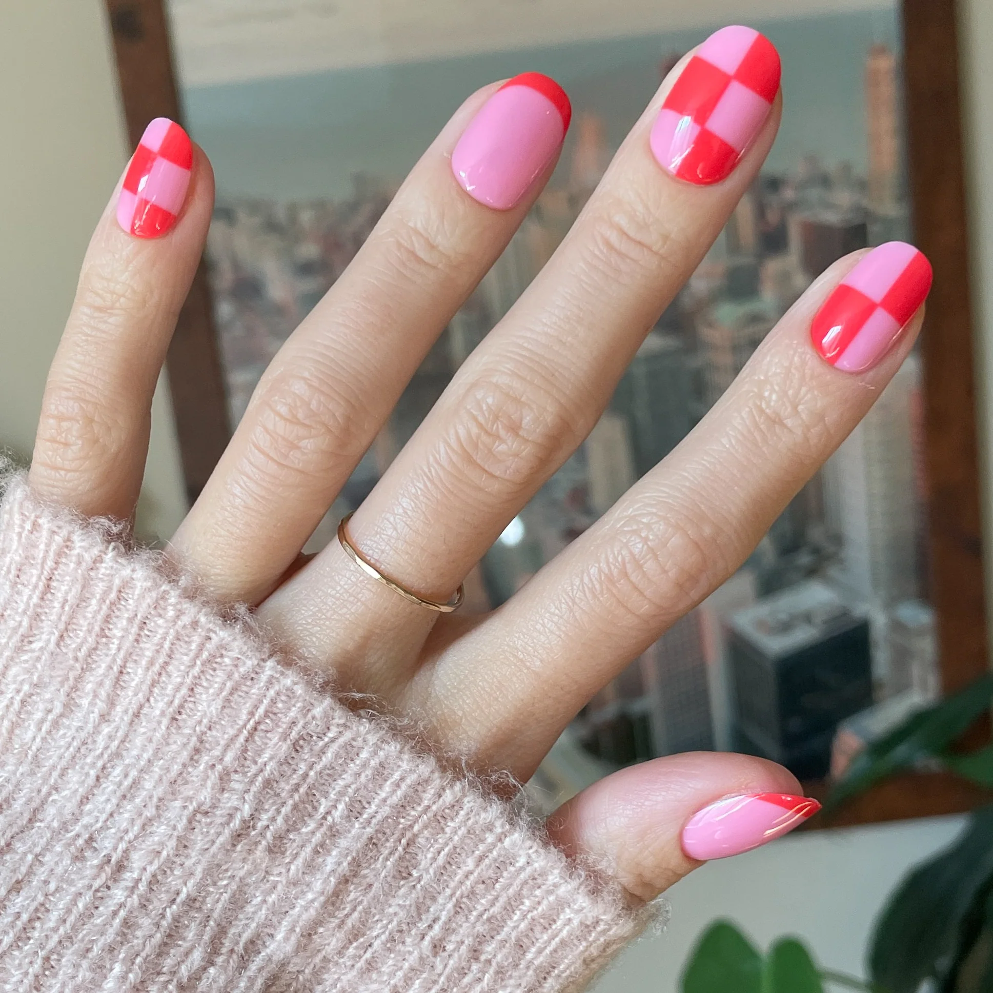 Pink Checker Party | Short | Round - Tab Press-On - Image 5
