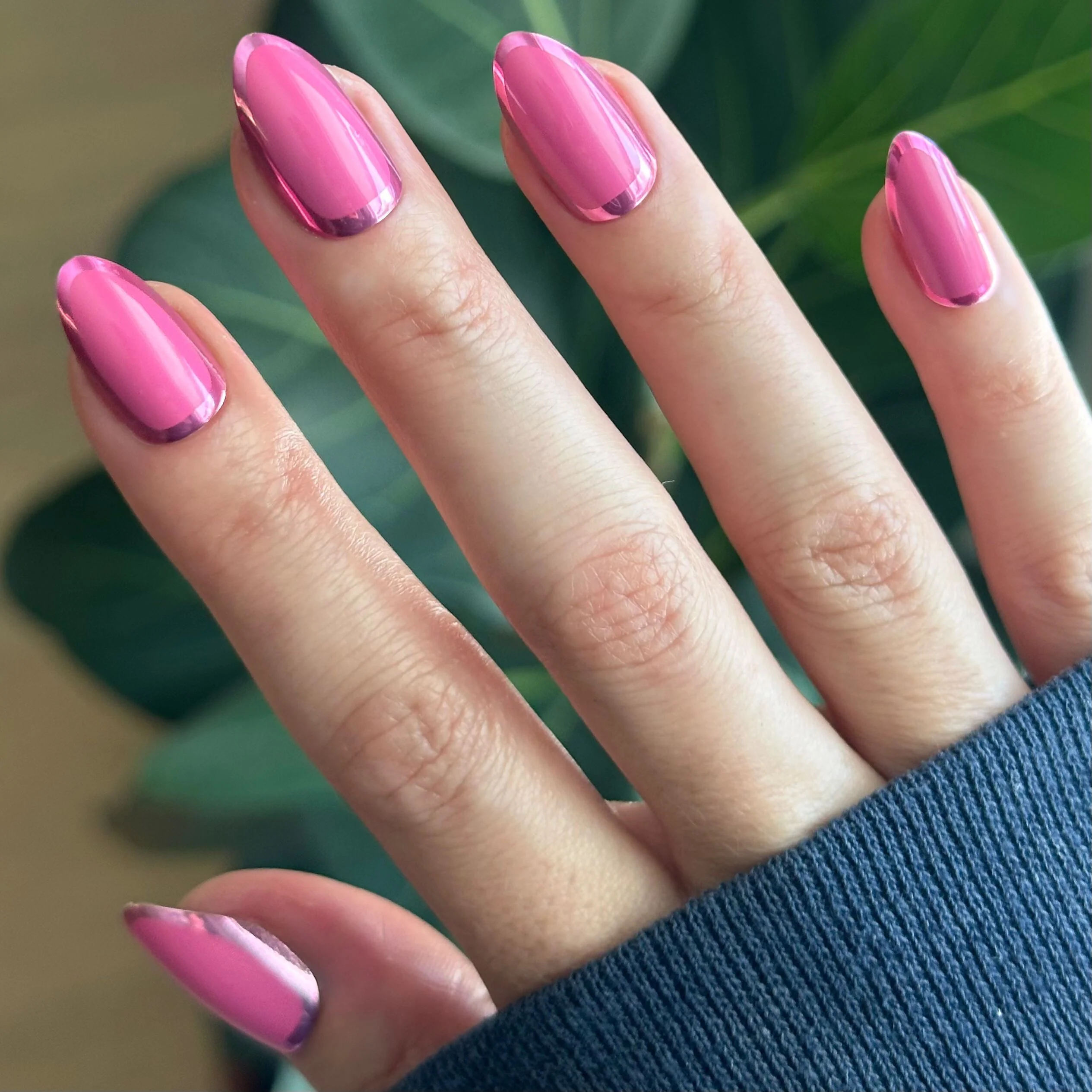 Pink Chrome Outline - Press-On | Medium | Almond - Image 4