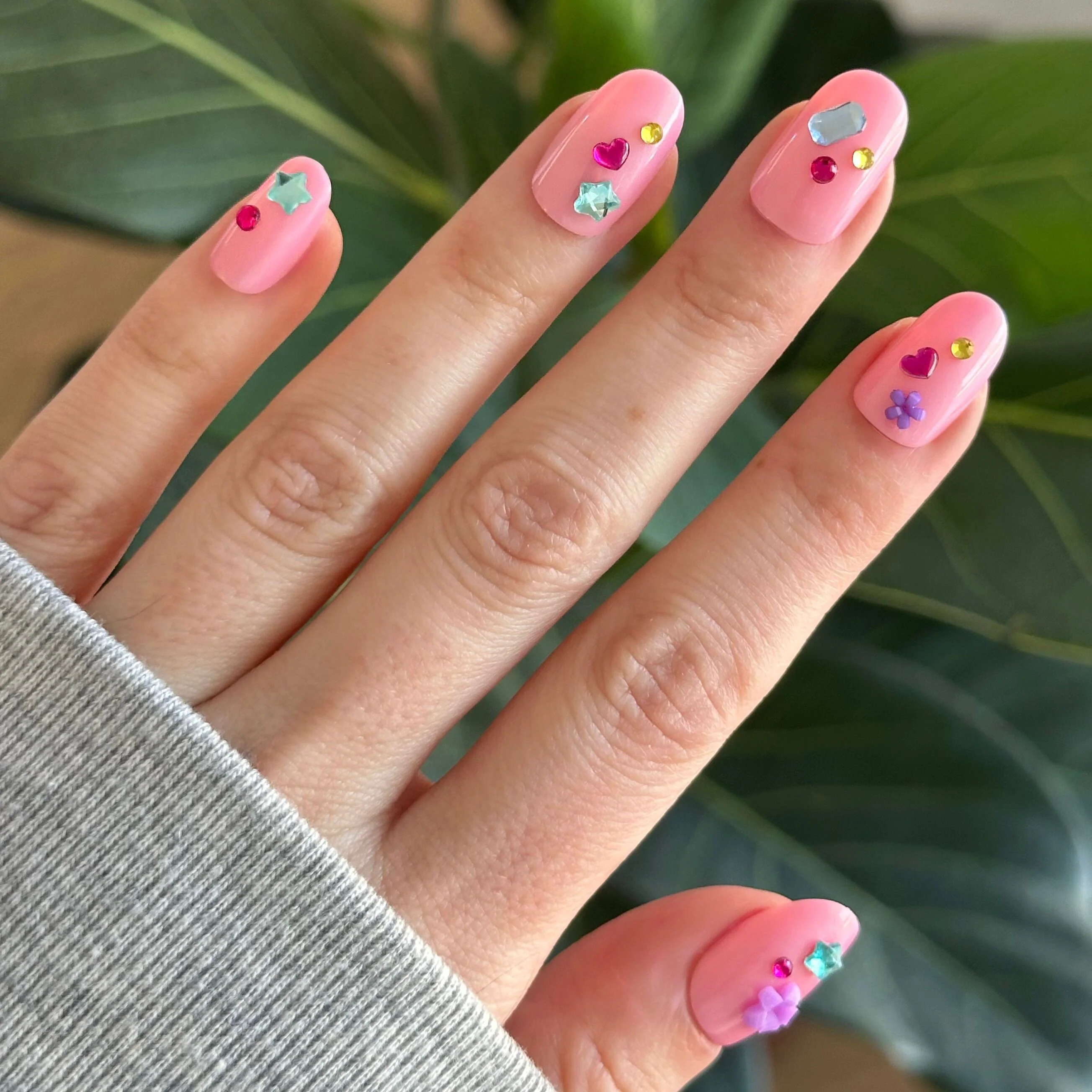 Pink Confetti Party - Press On | Short | Round - Image 6
