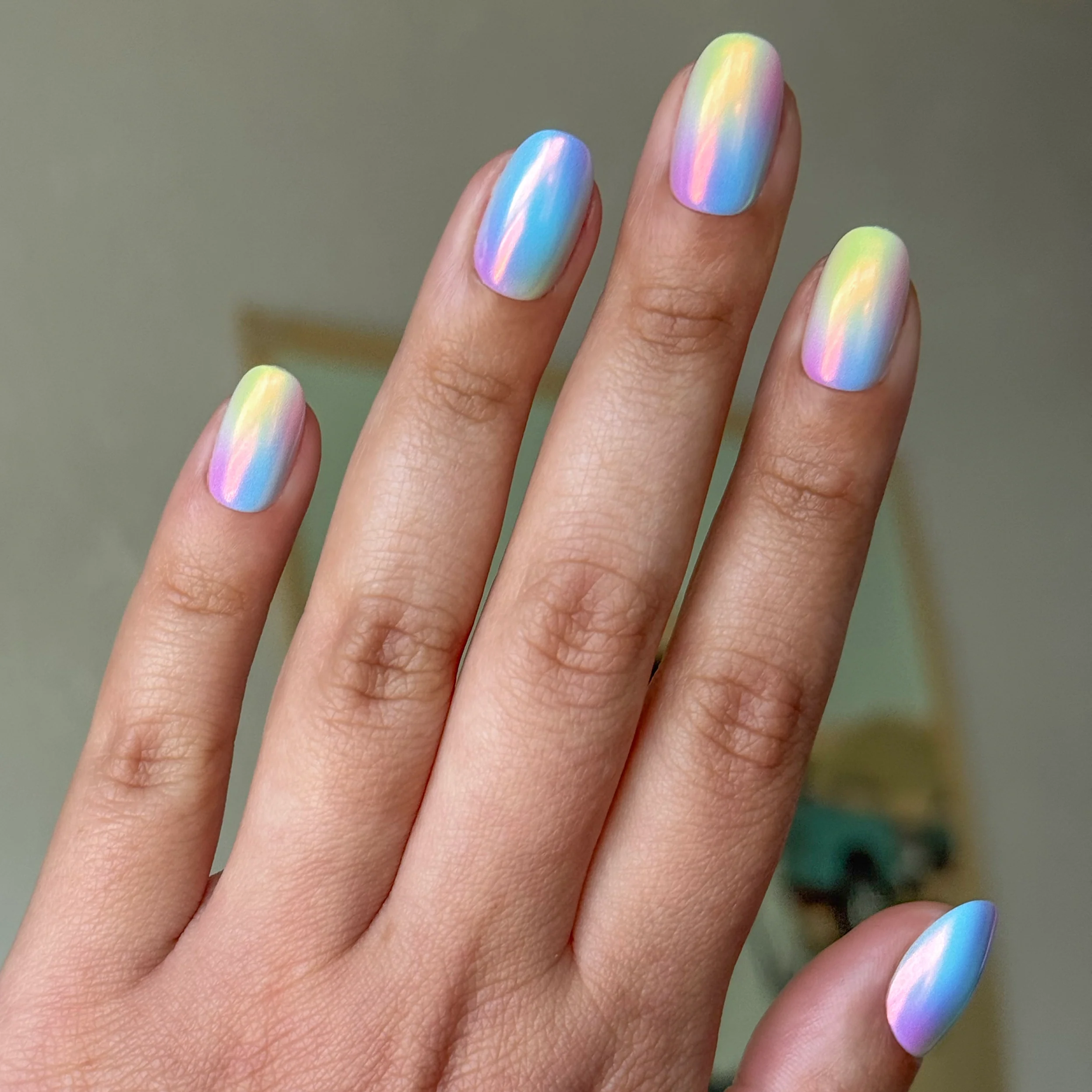 Rainbow Aura Chrome - Press-On | Short | Round - Image 5