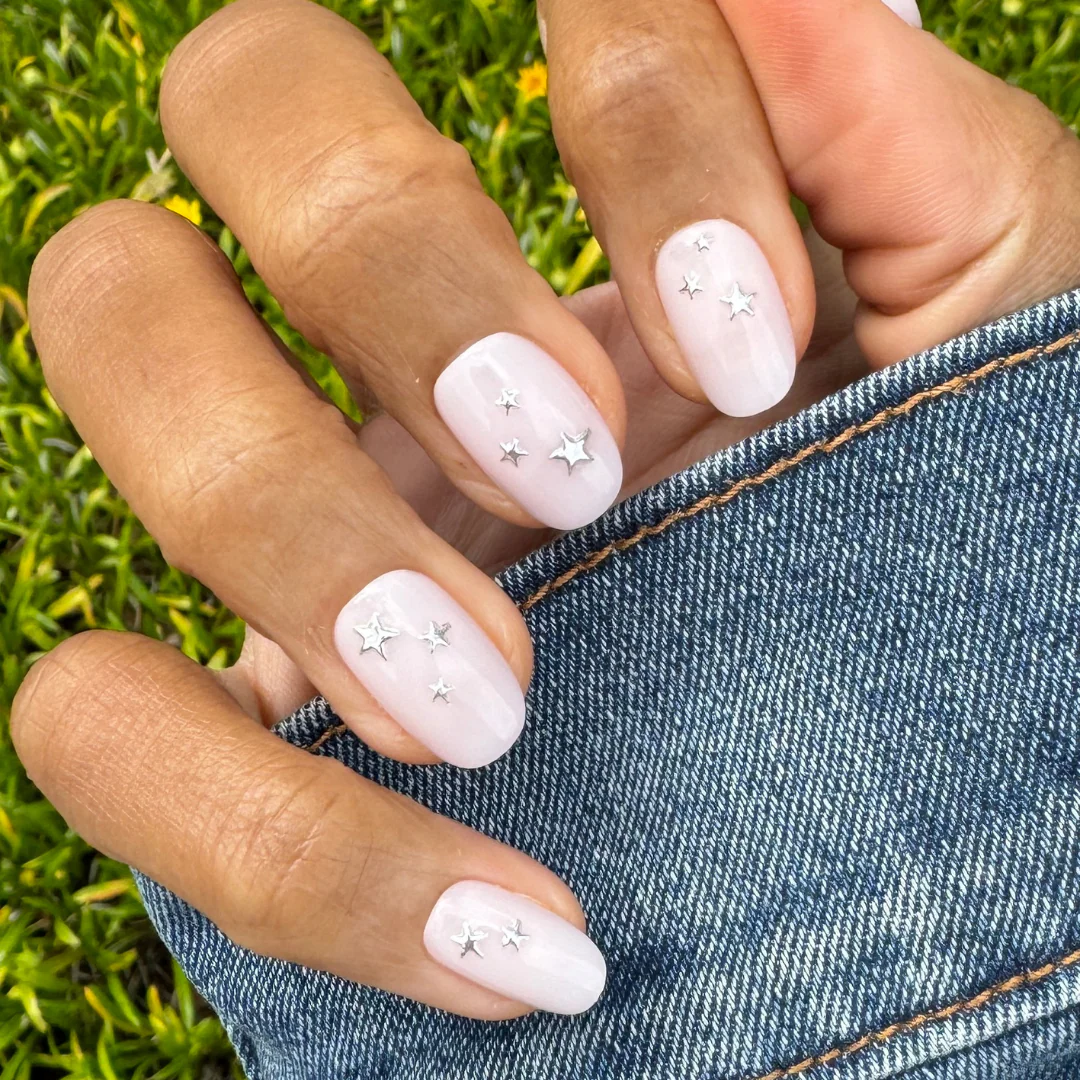 Soft Silver Foil Stars - Press-On | Short | Round - Image 4