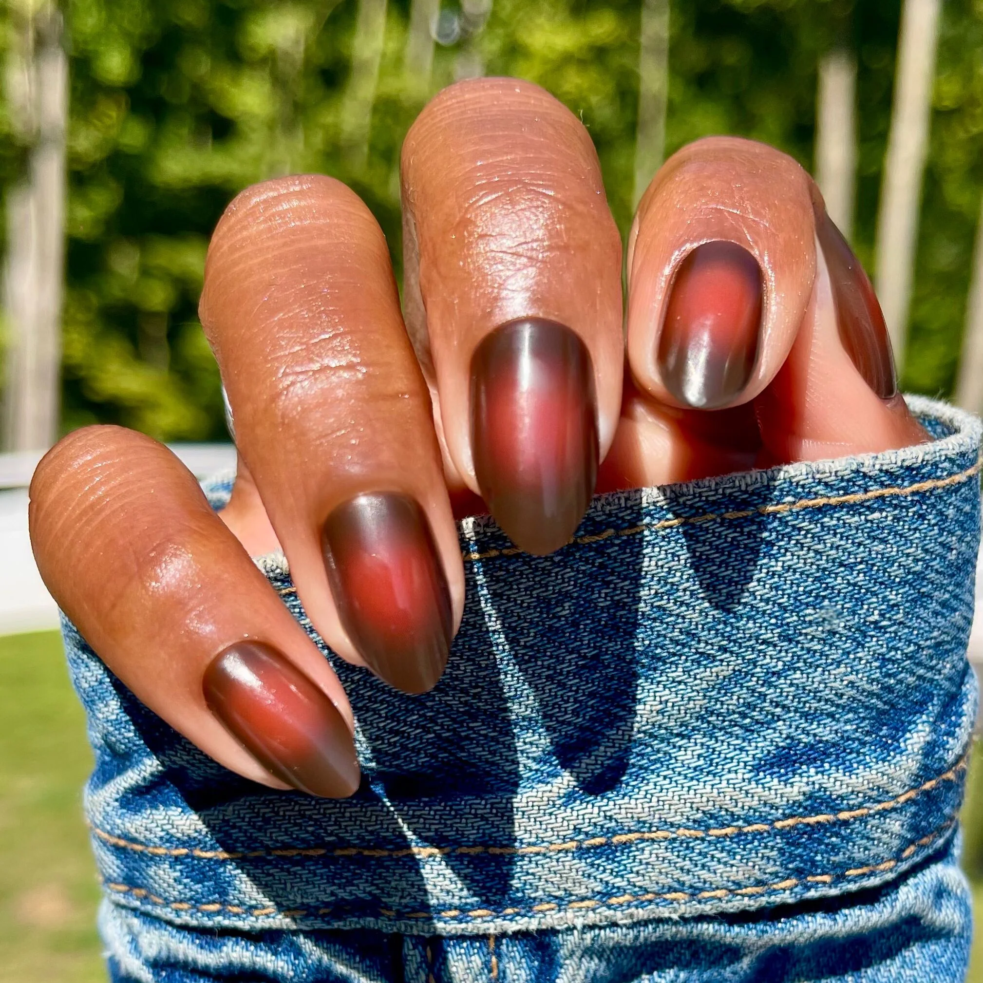 Subtle Chocolate Aura - Press-On | Medium | Almond - Image 3