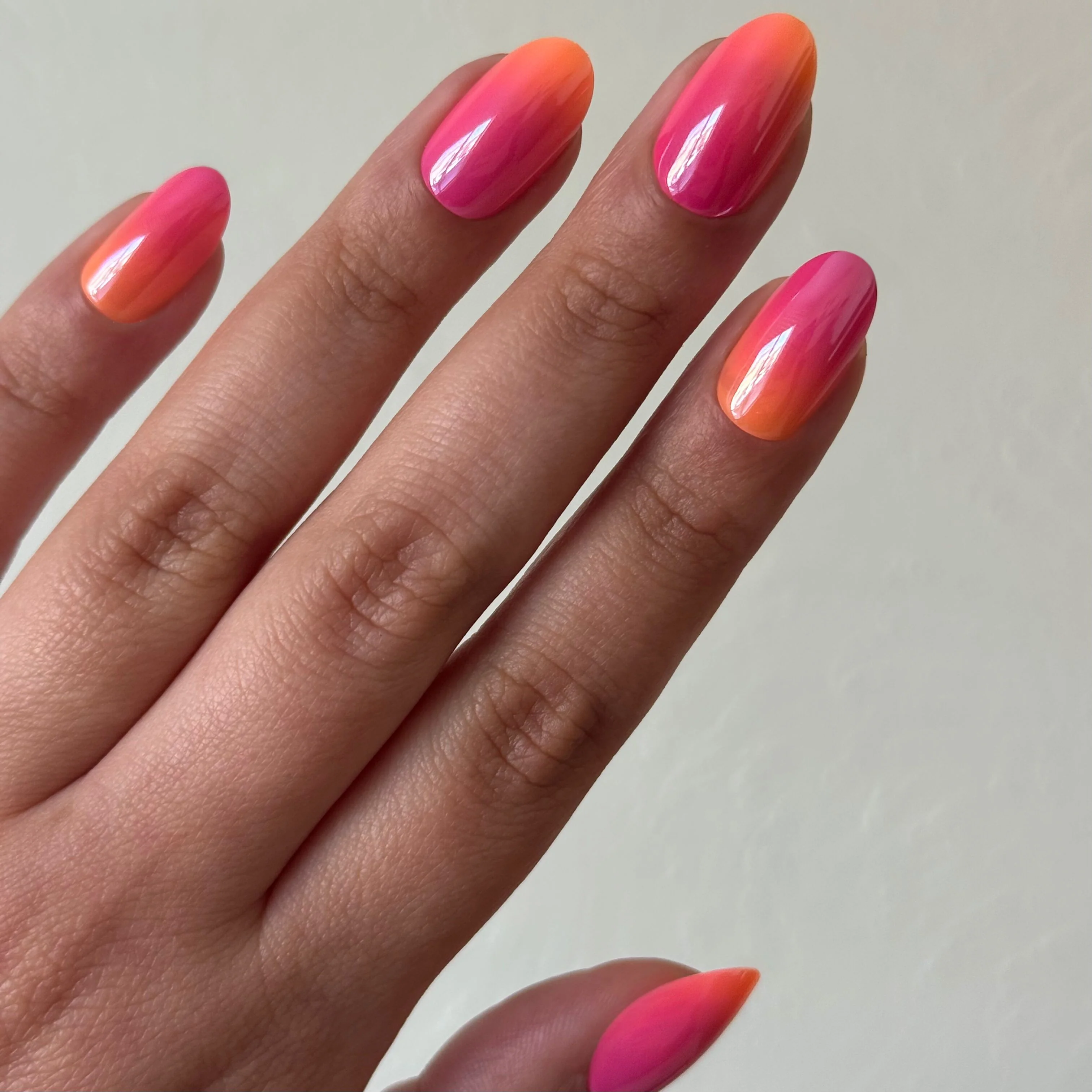 Sunset Blvd Chrome - Press On | Medium | Oval - Image 8