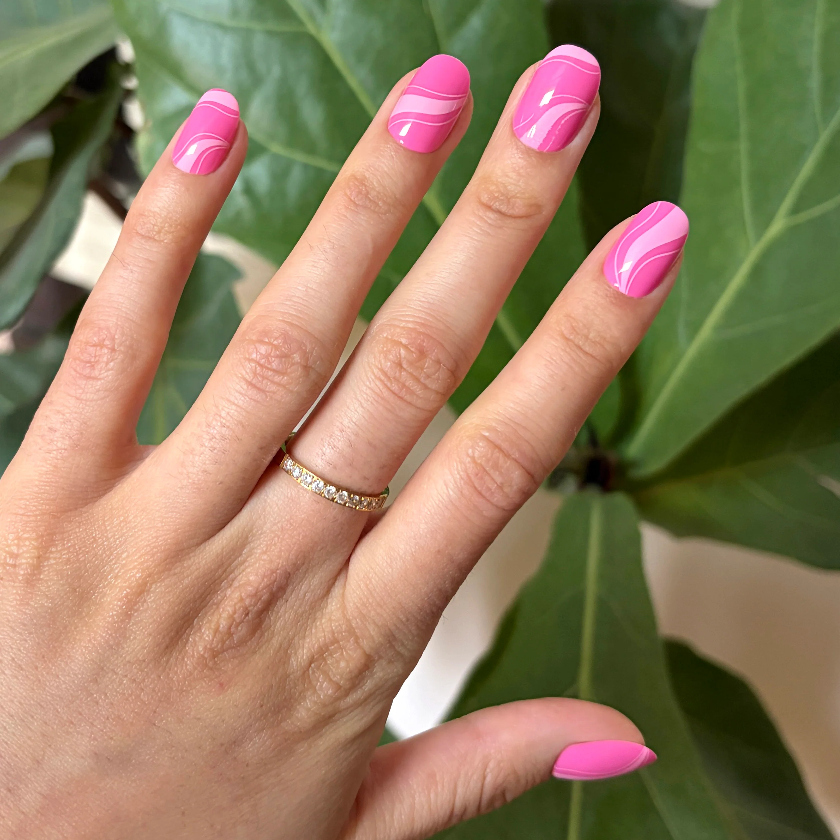 Tonal Pink Swirls - Tab Press On | Short | Round - Image 5